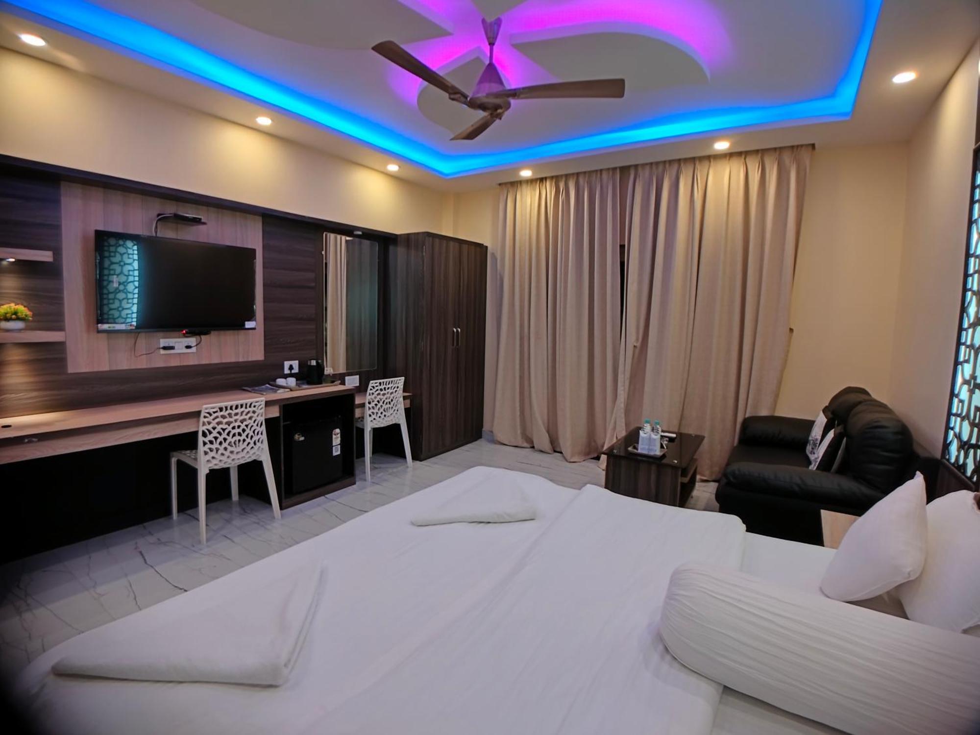 The Triton Beach Resort Мандармані Екстер'єр фото