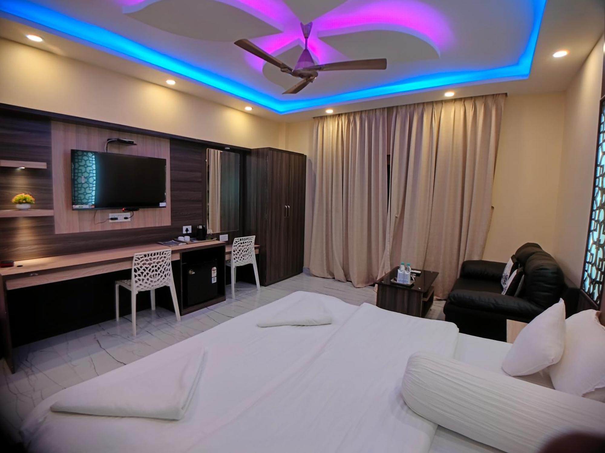 The Triton Beach Resort Мандармані Екстер'єр фото