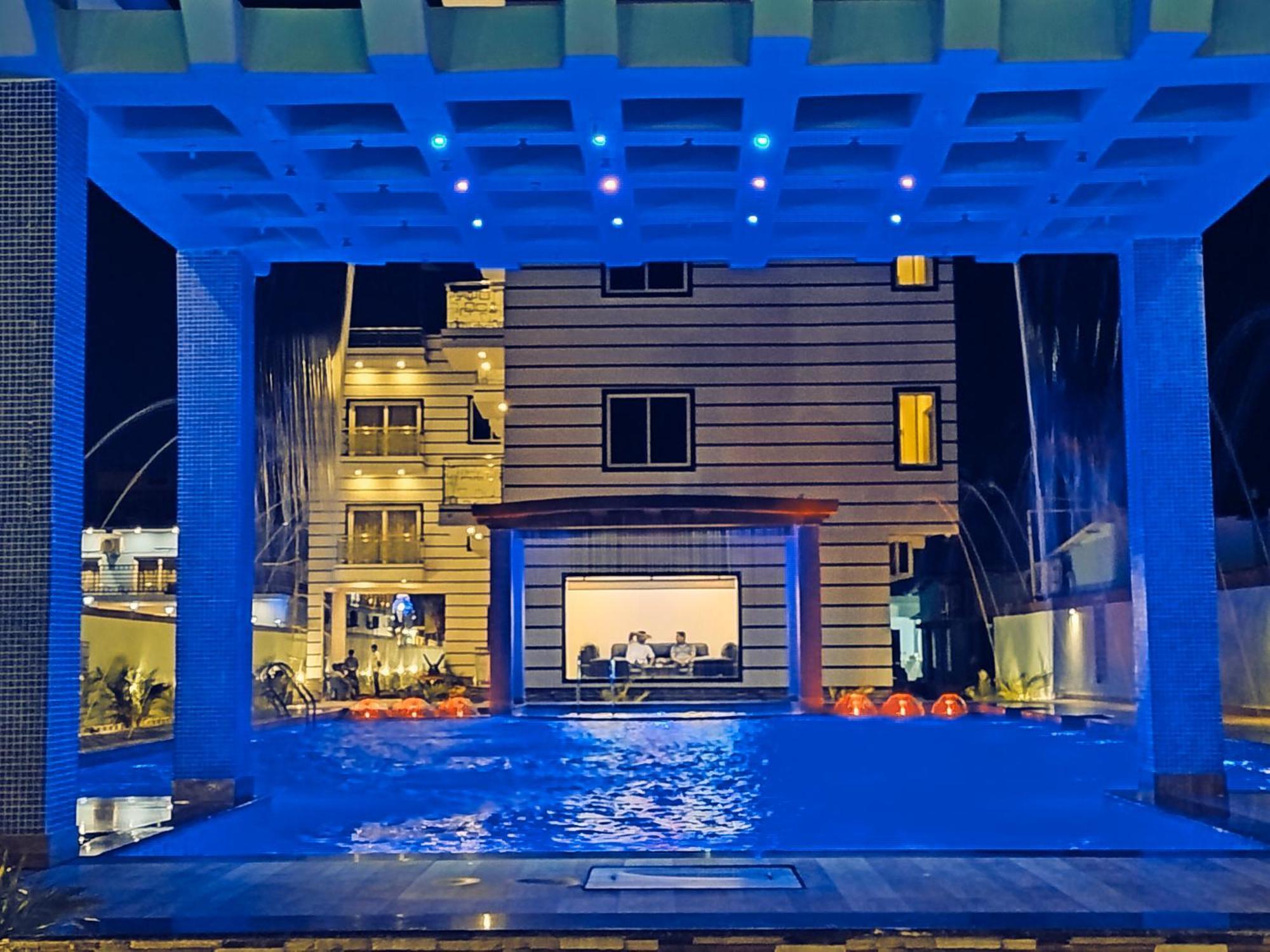 The Triton Beach Resort Мандармані Екстер'єр фото