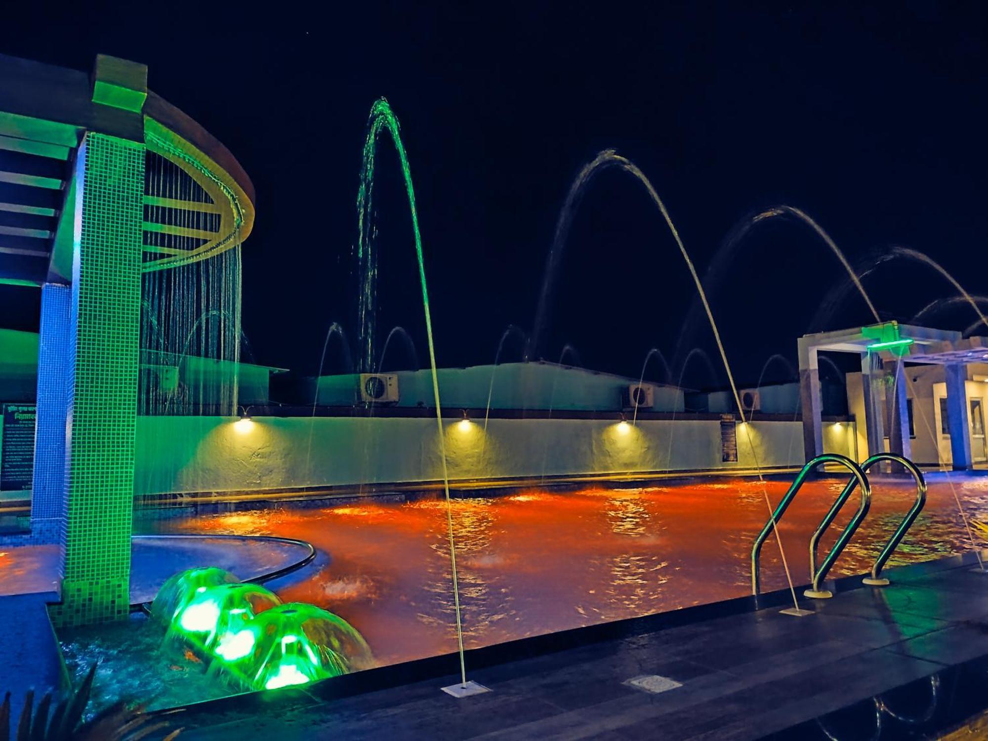 The Triton Beach Resort Мандармані Екстер'єр фото